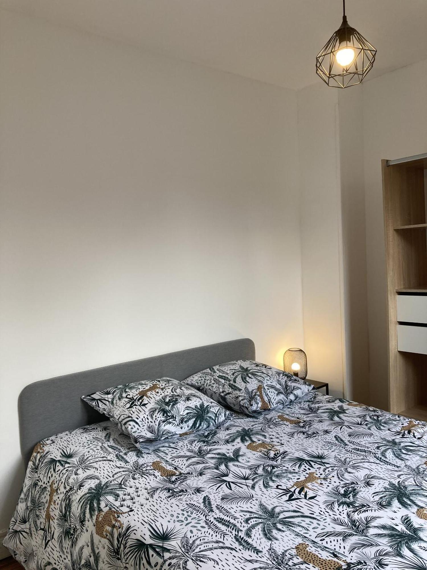 Location Appartement Des Pyrenees Borderes-sur-l'Echez 部屋 写真
